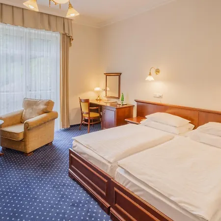 Parkhotel Richmond 4* Κάρλοβι Βάρι