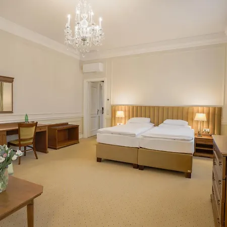 Ξενοδοχείο Parkhotel Richmond 4*