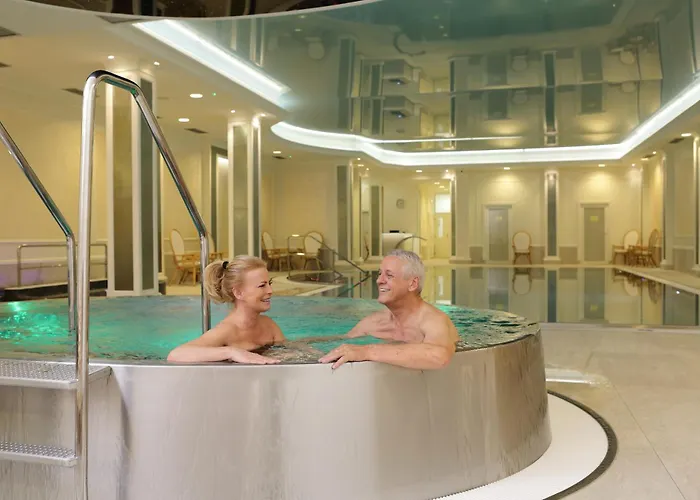 Parkhotel Richmond 4* Κάρλοβι Βάρι