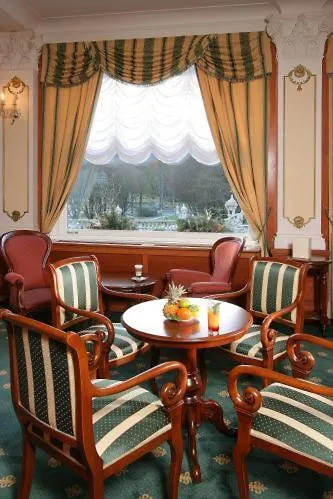 Parkhotel Richmond Ξενοδοχείο Κάρλοβι Βάρι