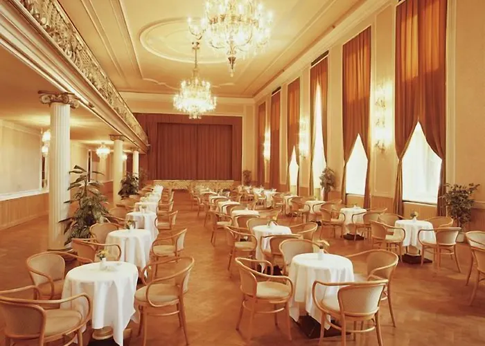 Ξενοδοχείο Parkhotel Richmond 4*