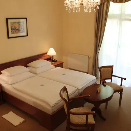 Parkhotel Richmond מלון קרלובי וארי