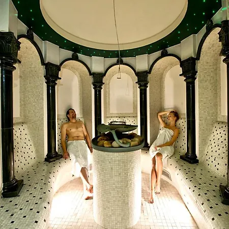 מלון Parkhotel Richmond קרלובי וארי