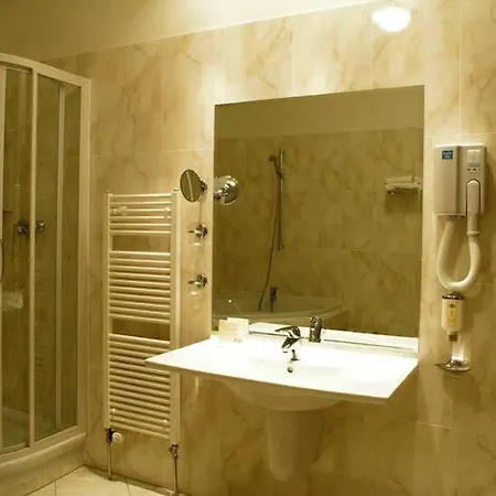 Отель Parkhotel Richmond 4*